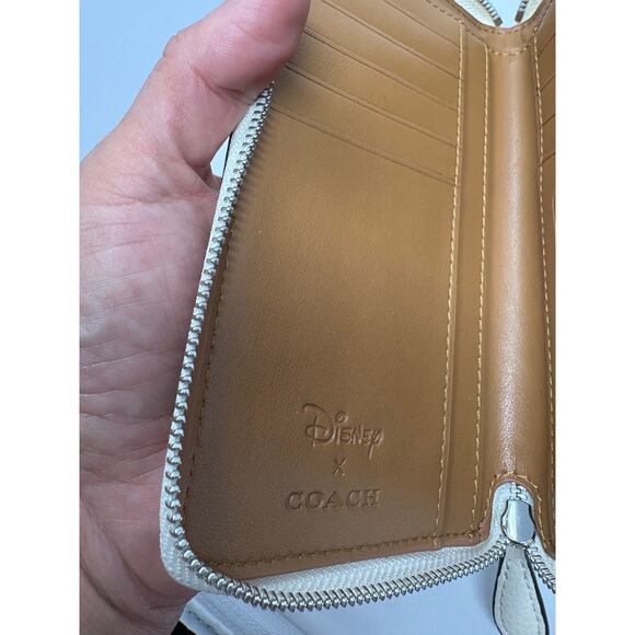 Coach Disney Dumbo Leather Long Zip Around Wallet White 88671 Limited Gift Japan - Picture 8 of 8